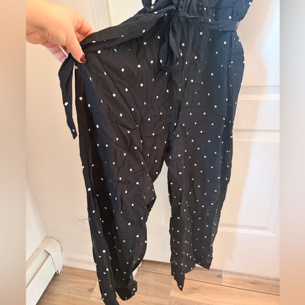 Old Navy Black Polka Dot Sleeveless Jumpsuit, Size Large - Picture 5 of 8